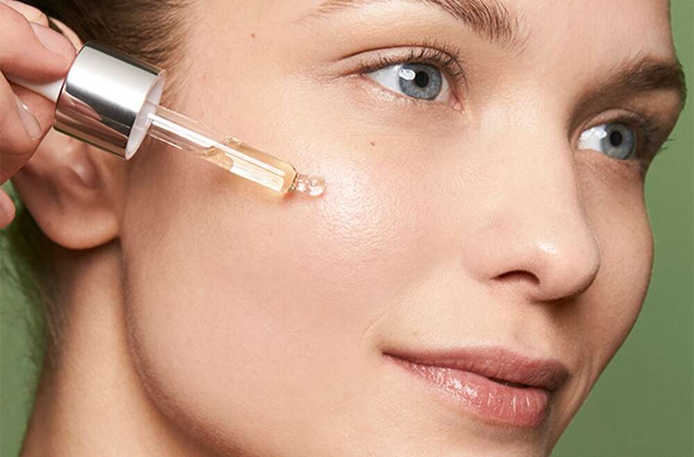 Role Of Hyaluronic Acid In Skin Care Routine